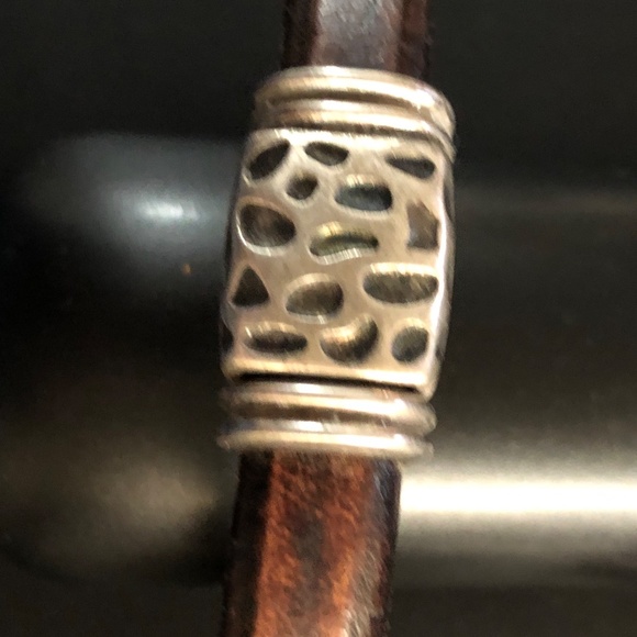 Hammered Silver Bangle Leather Bracelet - Picture 2 of 3